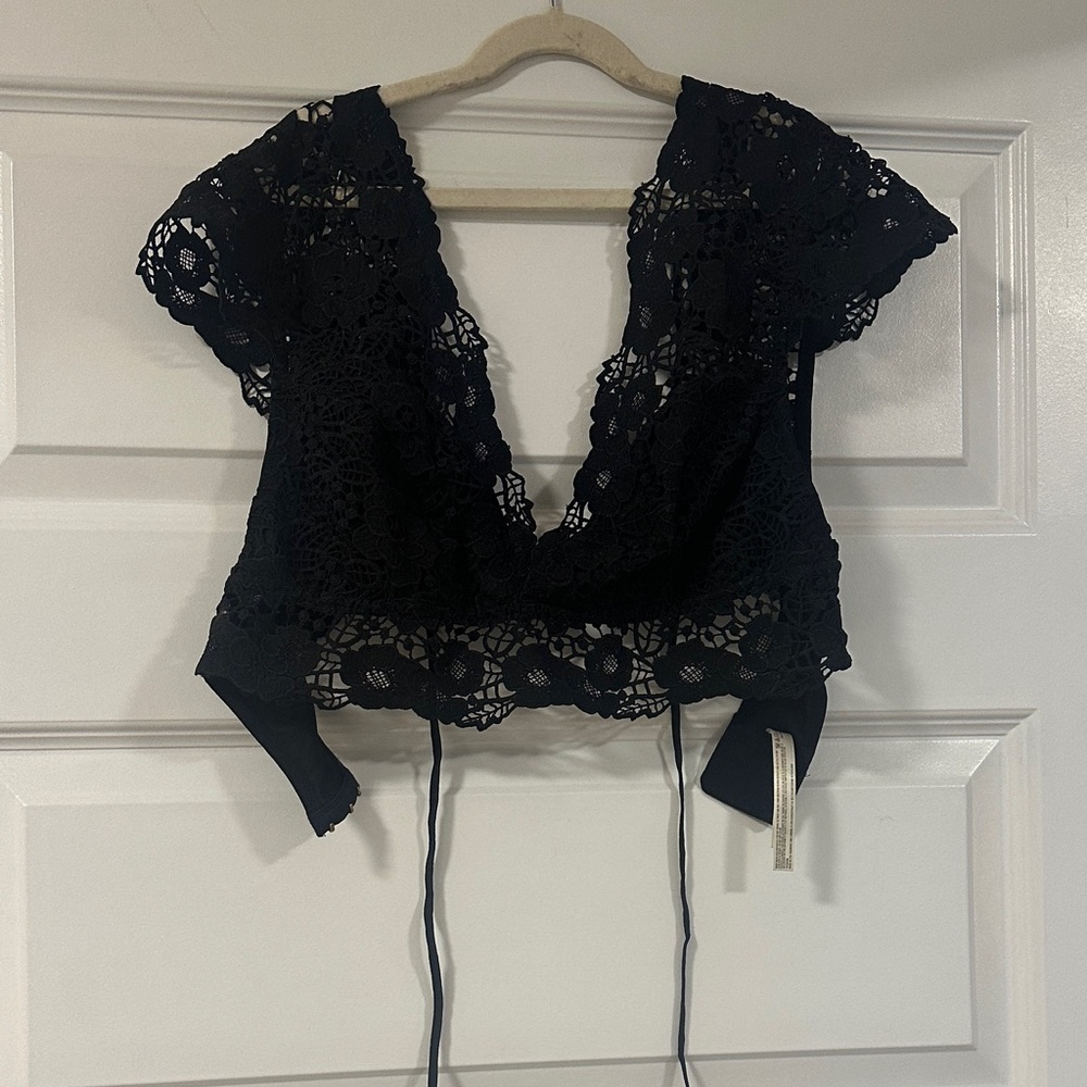 Backless Black Lace Crop Top Anthropologie M